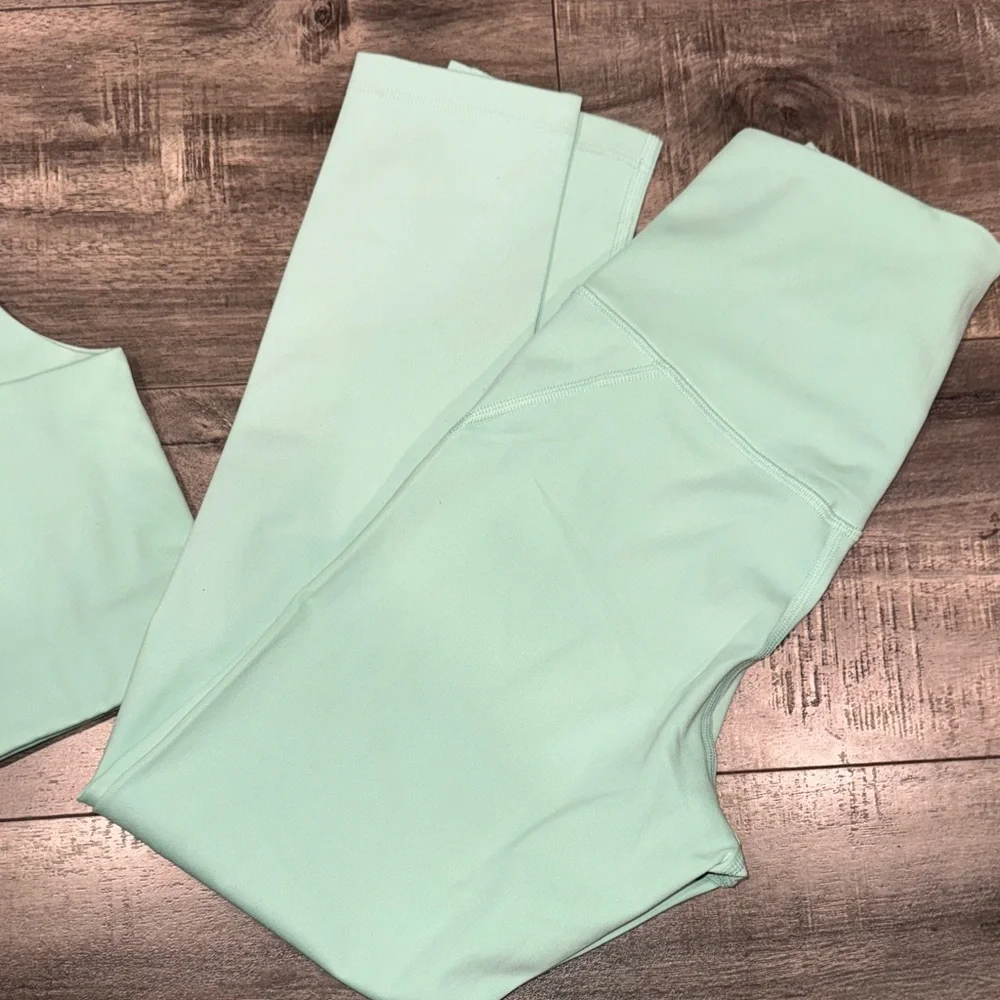 Girlfriend Collective Mint Green Activewear Set - Picture 7 of 8